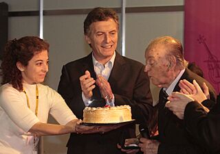 Mauricio Macri participó del homenaje al cantante Juan Carlos Godoy por sus 90 años (7839610098)