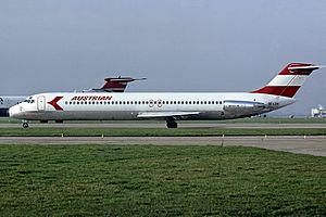 Archivo:McDonnell Douglas DC-9-51, Austrian Airlines AN1938922