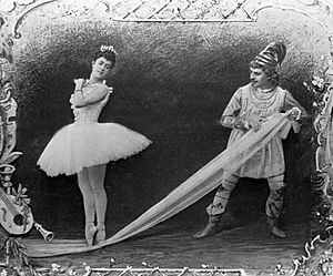 Archivo:Nutcracker1892