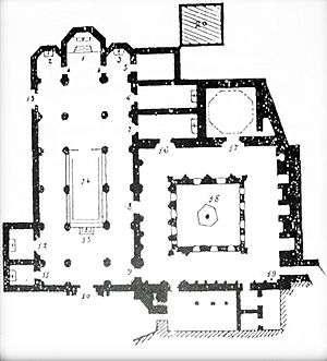 Archivo:Planta Catedral Antigua Plasencia