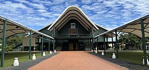 Archivo:Te Are Karioi Nui National Auditorium of the Cook Islands