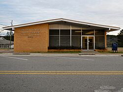 Wadley, Alabama Post Office (36276).JPG