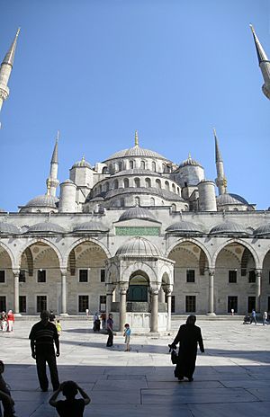 Archivo:Blue mosque Istanbul 2007