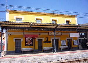 Archivo:Catarroja - Estación de Cercanías 2