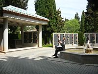 Archivo:Cementerio de Granada 14