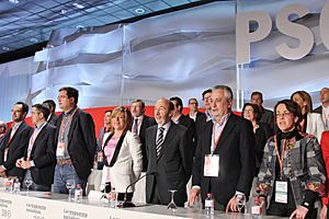 Archivo:Congrès de Séville du PSOE