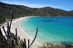 Archivo:Cristalina, azul e verde