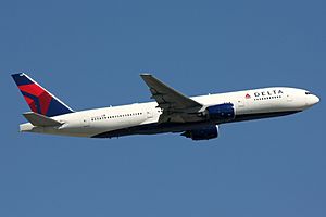 Archivo:Delta Airlines Boeing 777-200 N862DA