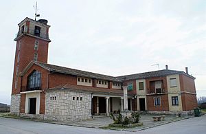 Archivo:Iglesia de Mata de Cuéllar