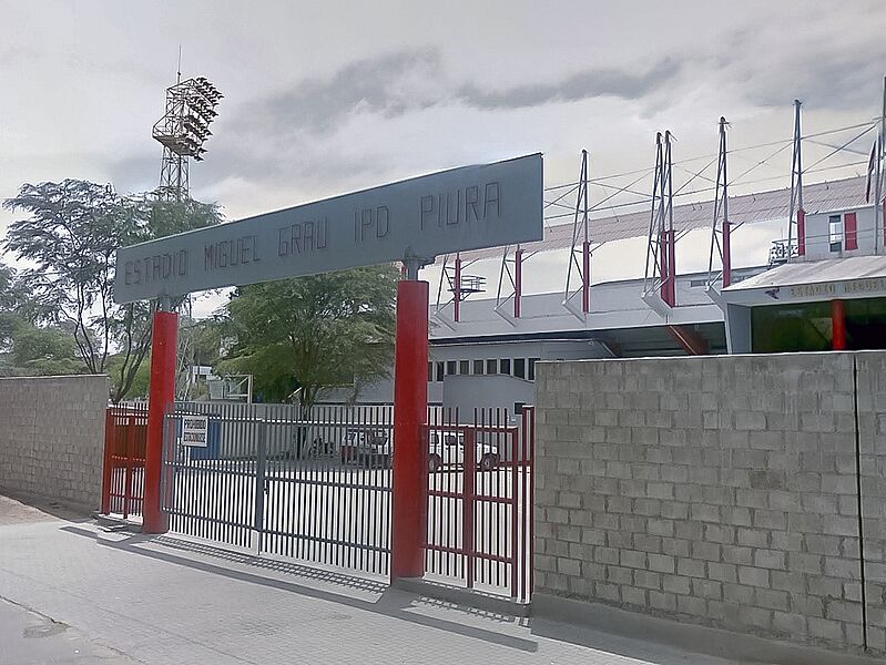 Ingreso-occidente-estadio-miguel-grau-piura