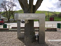 James Dean monument.JPG