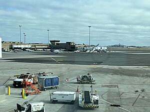 Archivo:KBOS (1) 10