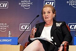 Archivo:Madeleine Albright at WEF