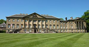 Archivo:Nostell Priory Front Facade