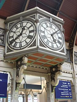 Archivo:Paddington Station Clock