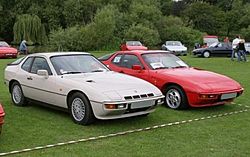 Archivo:Porsche 932 and 924 S