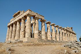 Archivo:Sicily Selinunte Temple E (Hera)