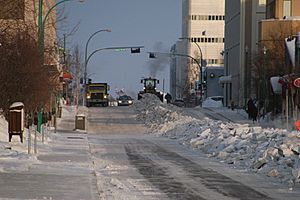 Archivo:Snow removal in yellowknife