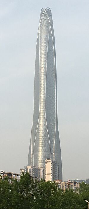 Archivo:Tianjin CTF Finance Centre, 23 of 24 cropped