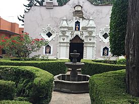 Vista Frontal del Oratorio de Amaxalco.JPG