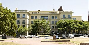 Archivo:ALADI Fachada