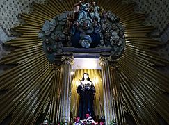 Altar with Virgin Mary - Templo de San Augstin - San Luis Potosi - Mexico (46307236432)