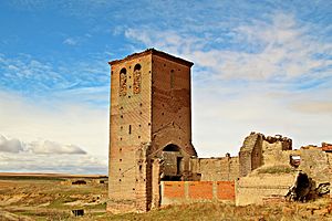 Archivo:Antigua iglesia de Riolobos en El Campo de Peñaranda