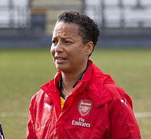 Archivo:Arsenal LFC v Kelly Smith All-Stars XI (076) (cropped)