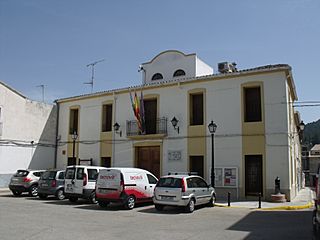 Ayuntamiento de Alfahuir.jpg