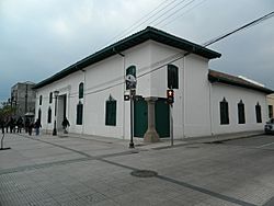 Archivo:Casa del Pilar de Piedra 01
