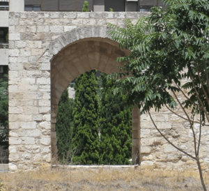 Archivo:Ciudad Real (RPS 20-07-2012) Puerta del Torreón del Alcázar