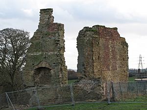 Archivo:Codnor castle01
