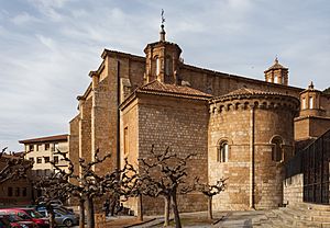 Archivo:Colegiata de Santa María de los Sagrados Corporales, Daroca, Zaragoza, España, 2014-01-08, DD 34