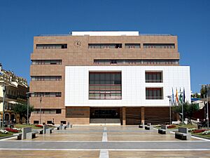 Archivo:Fuengirola Ayuntamiento 01