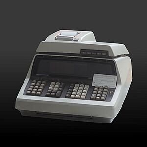Archivo:HP9100A-IMG 0393
