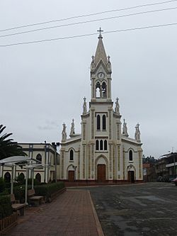 Iglesia de Cerinza.JPG