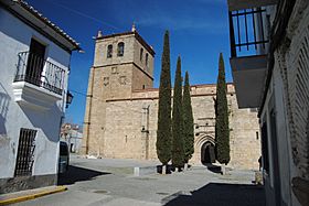 Iglesia de San Pedro, Garrovillas de Alconétar (1).jpg