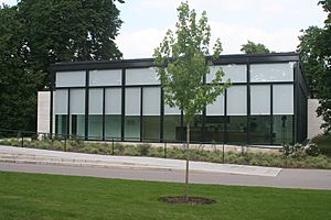 Archivo:Kew Gardens Sherwood Gallery
