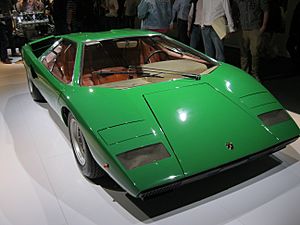 Archivo:Lamborghini Countach (7874143660)