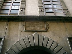 Archivo:Palazzo albizi targa