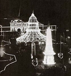 Archivo:Plaza de Mayo durante Centenario