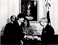 Presidente Joaquín Balaguer juramenta a Oscar Luis Valdez Mena como miembro de la misión dominicana en las Naciones Unidas