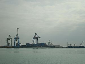 Archivo:Puerto comercial de Castellón