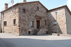 Archivo:Rectoria de Sant Martí de Puig-reig