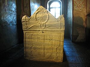 Archivo:Sarcophagus of Yaroslav the Wise