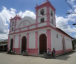 Archivo:Templo Parroquial de Panaquire, Estado Miranda, Venezuela.