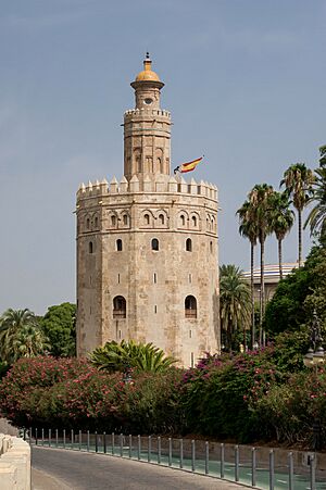Archivo:Torre del Oro flag Seville Spain