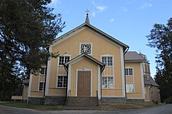 Tuusniemen kirkko - Ernst Lohrmann, 1869 - Keskitie 21, Tuusniemi - 1.jpg