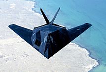 Archivo:US Air Force F-117 Nighthawk