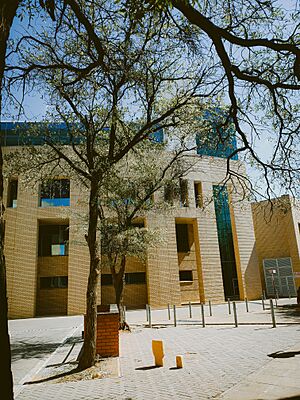 Archivo:University of Botswana Library